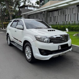 Toyota Fortuner penuh