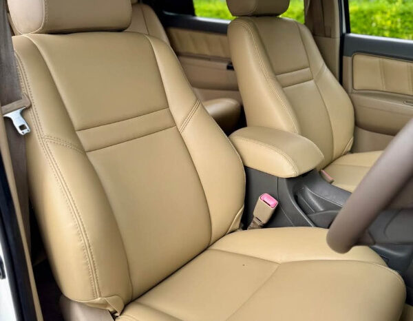 Toyota Fortuner penuh