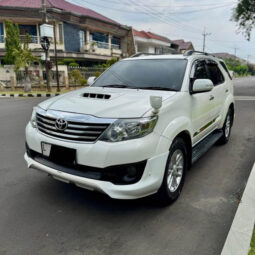 Toyota Fortuner penuh